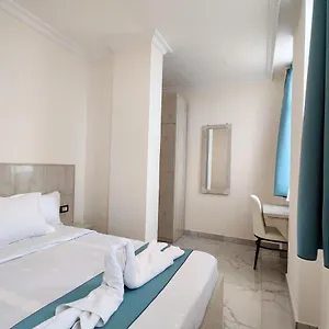Hotel Glam